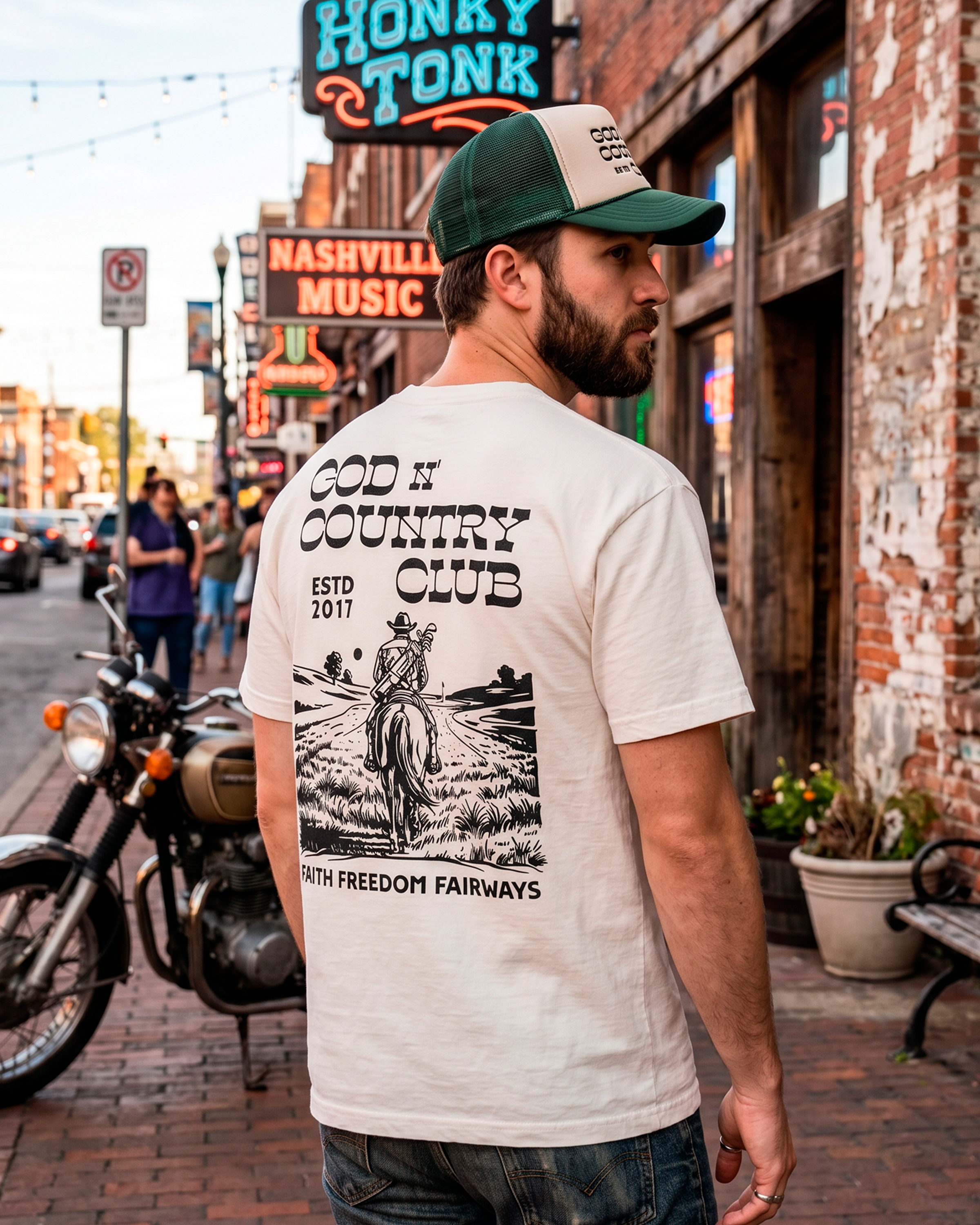 God N' Country Vintage Country Club Heavy Tee